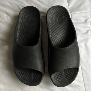 Pure Stride orthopedic sandals